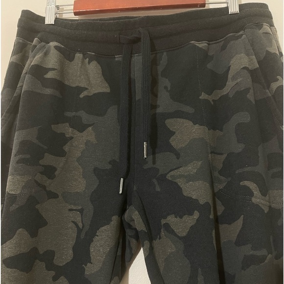 PrAna Cozy Up Hiking Pants Joggers in Black Camo Combo XL - Picture 11 of 14